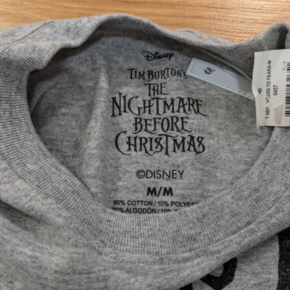 NEW! Nightmare Before Xmas Tshirt Medium - Picture 3 of 6
